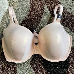 Victoria’s Secret Body by Victoria- 36DDD